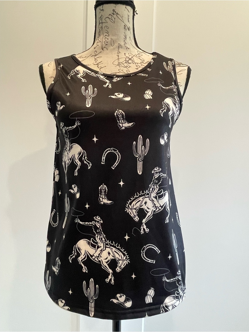 SHEIN Black Western Print Sleeveless Tank